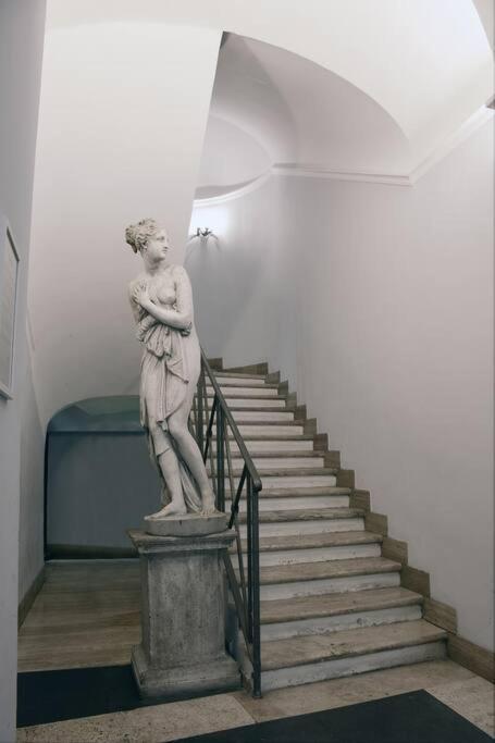 Piazza Di Spagna Home - Family Apartment Рим Екстер'єр фото