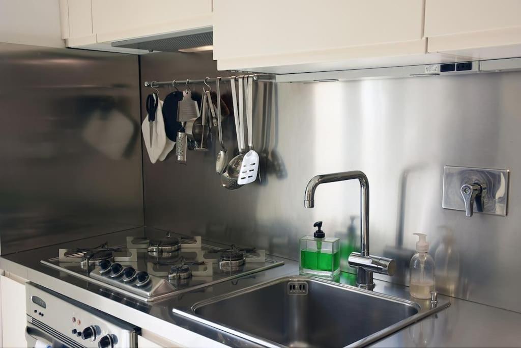 Piazza Di Spagna Home - Family Apartment Рим Екстер'єр фото